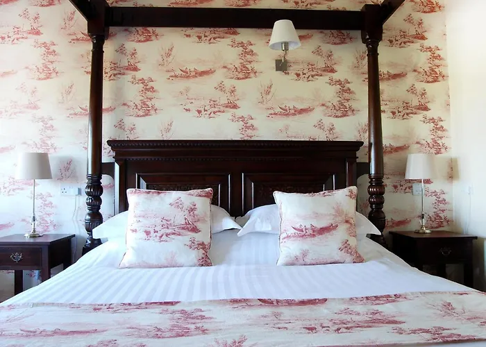 The Pheasant Public House & Hotel
